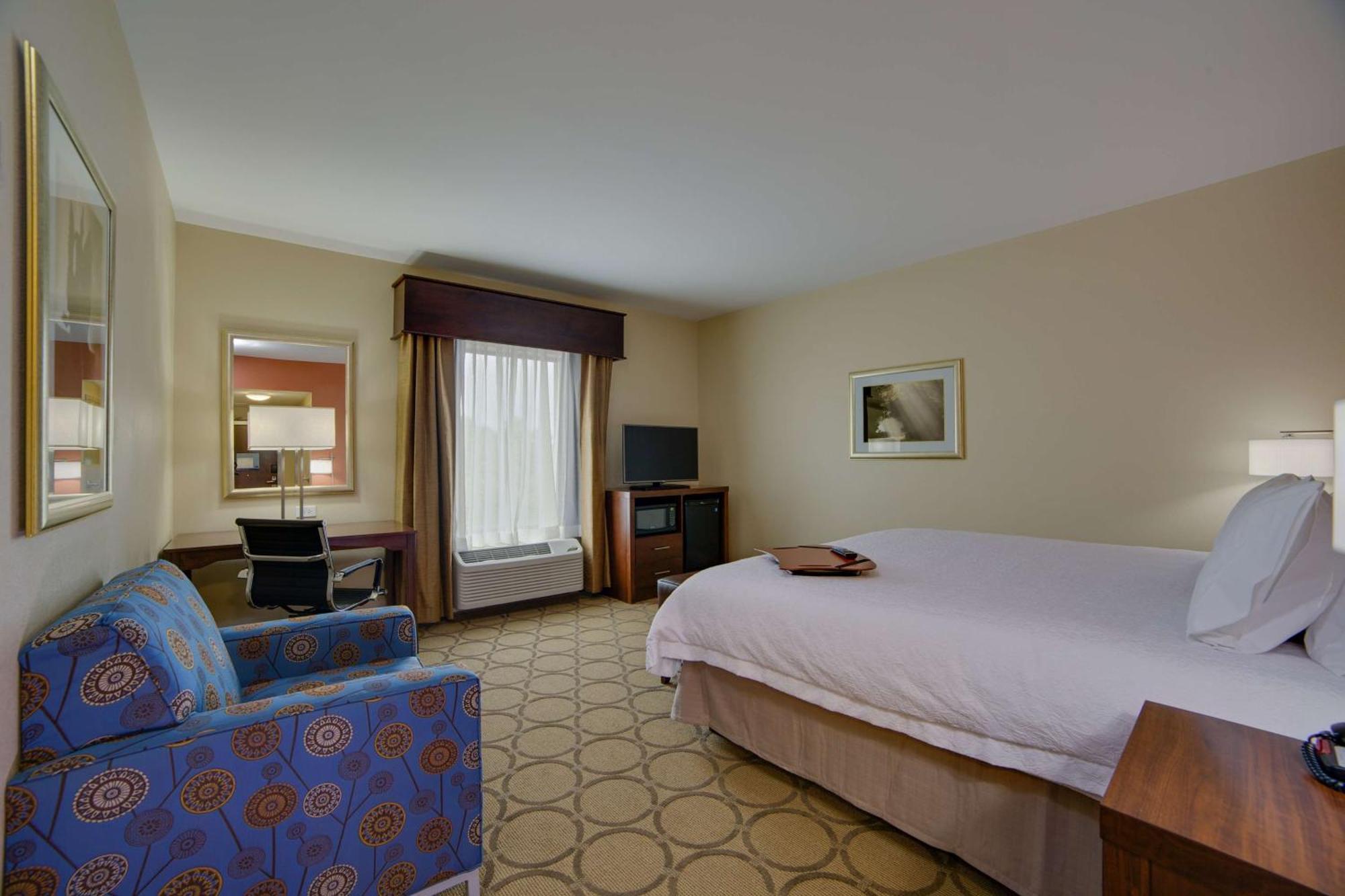 Hampton Inn & Suites Philadelphia/Bensalem Eksteriør billede