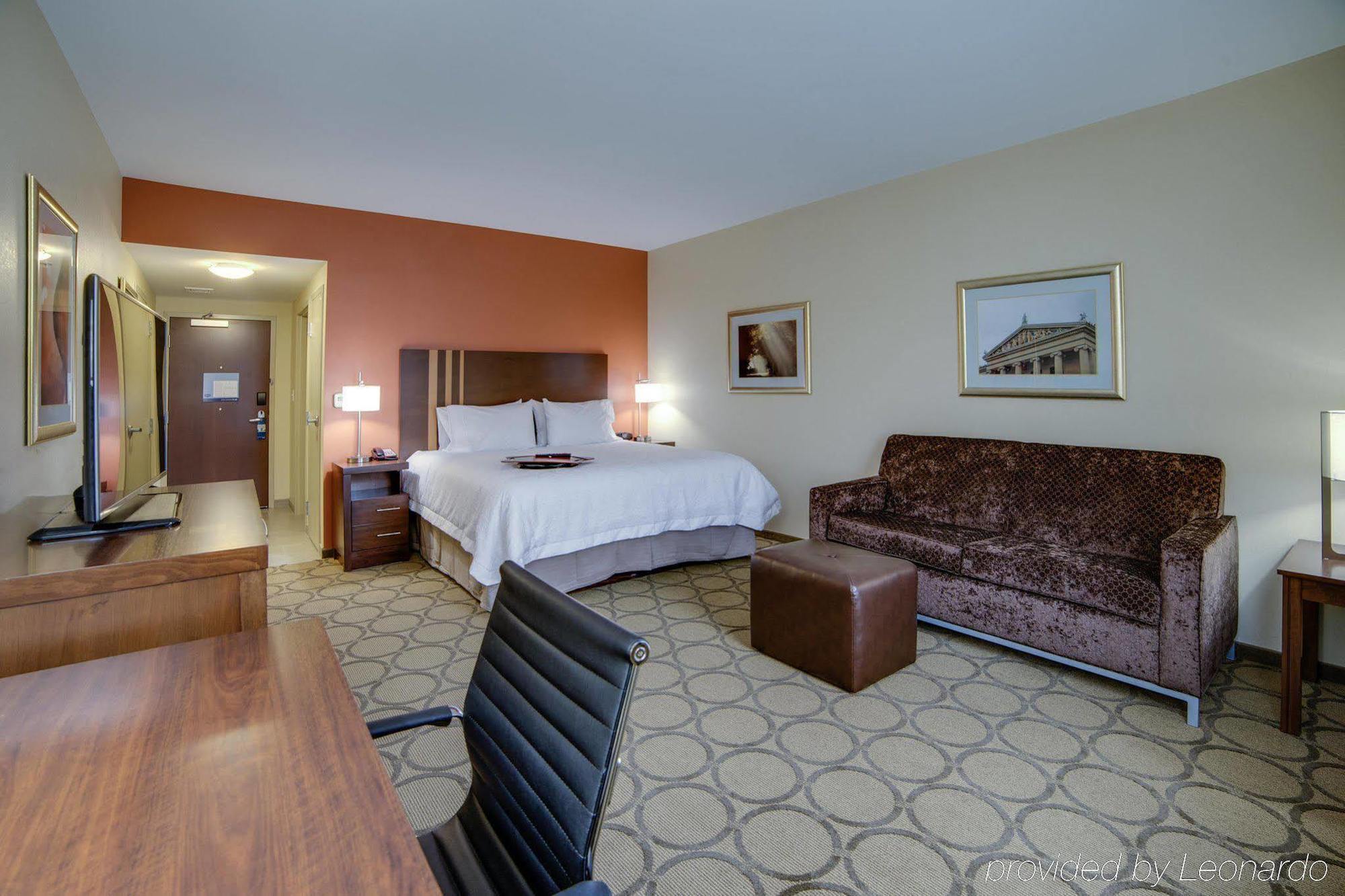 Hampton Inn & Suites Philadelphia/Bensalem Eksteriør billede