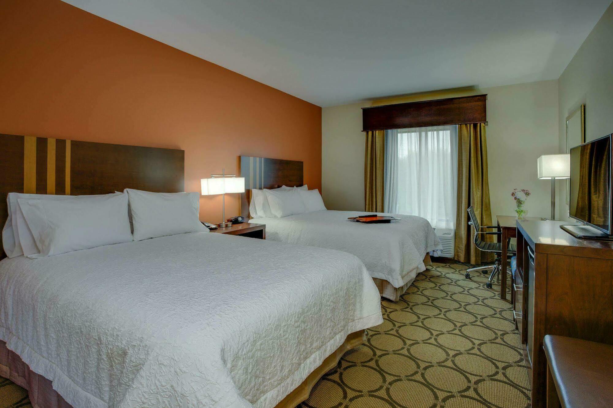 Hampton Inn & Suites Philadelphia/Bensalem Eksteriør billede